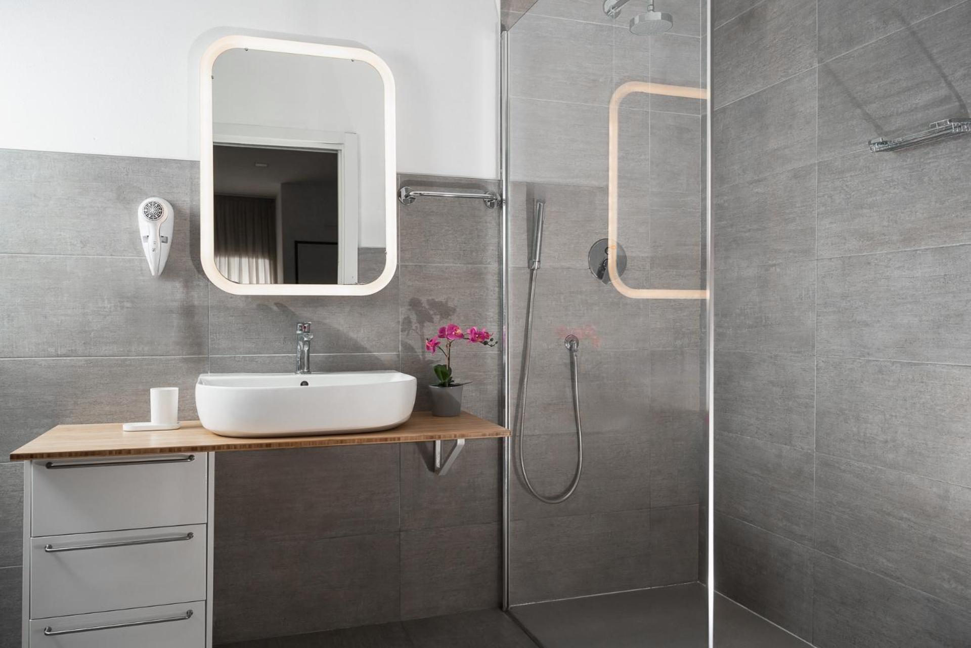 Rivabella Suite Apartments Rimini Bagian luar foto