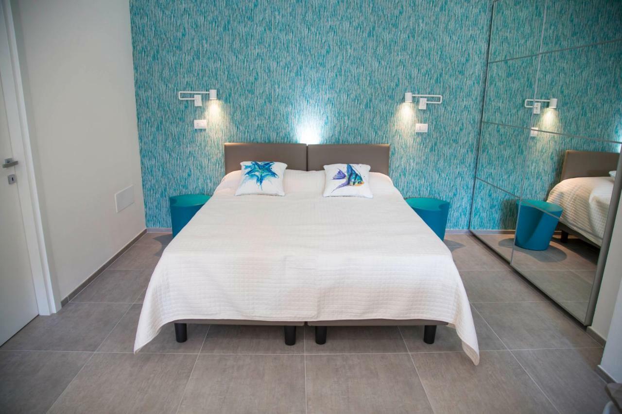 Rivabella Suite Apartments Rimini Bagian luar foto