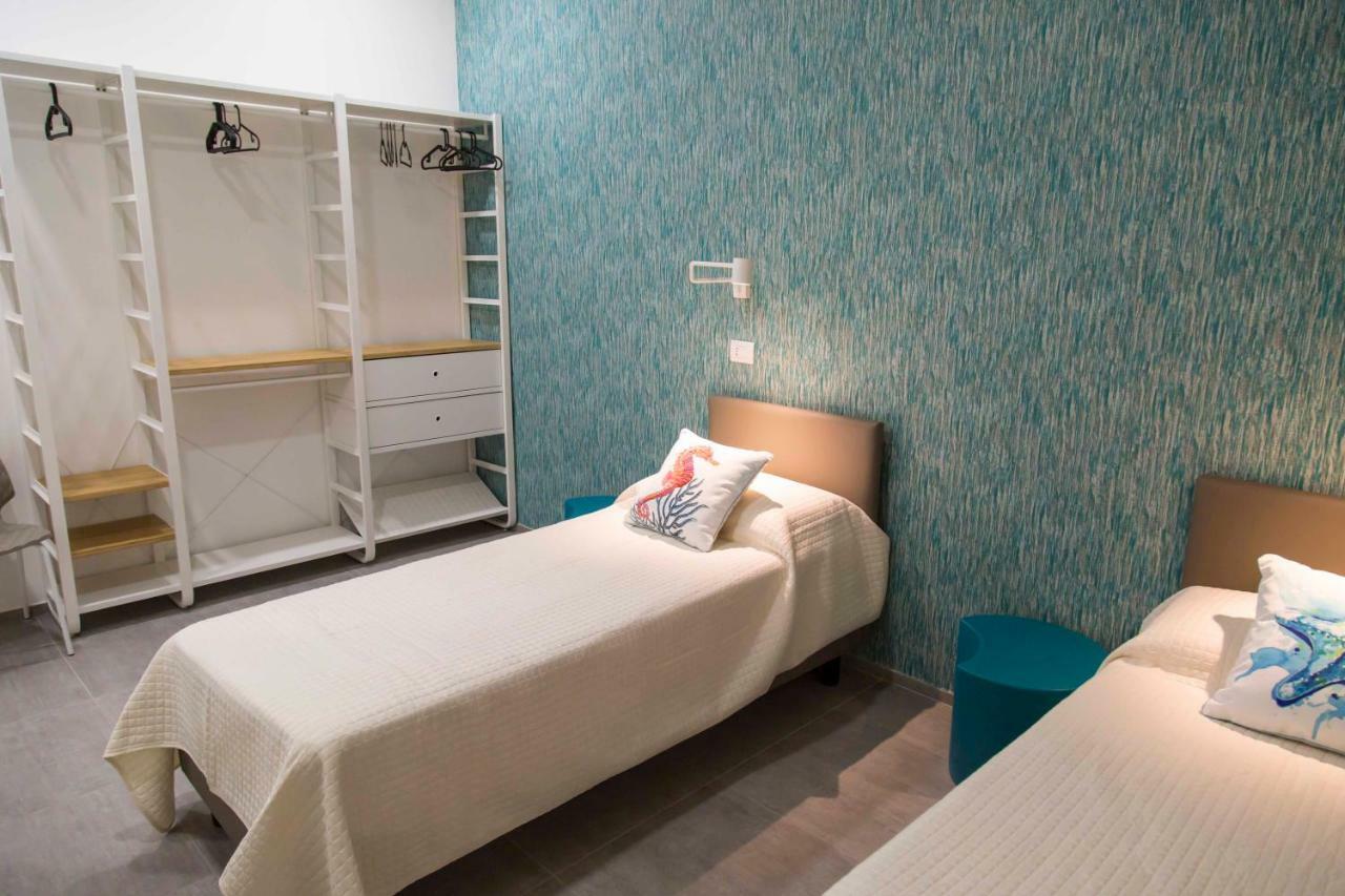 Rivabella Suite Apartments Rimini Bagian luar foto